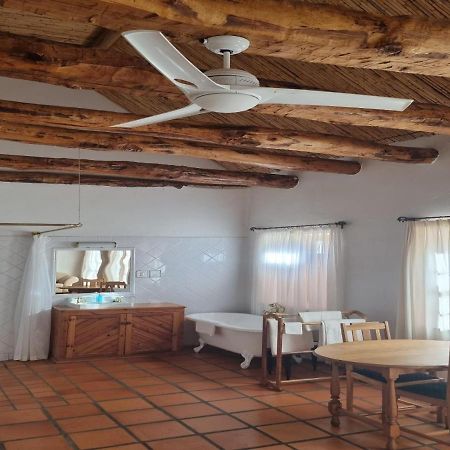 Apartament Red Mountain Ridge Karoo Oasis And Guest Farm Buffelskloof Zewnętrze zdjęcie
